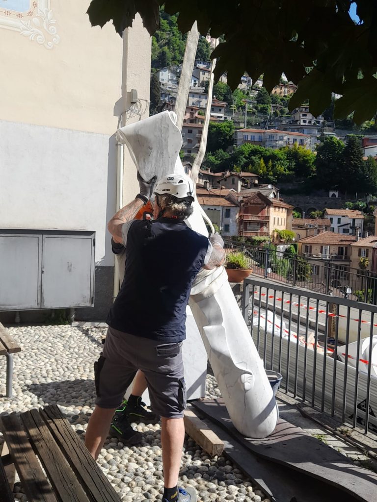 IdentitArte - Posizionamento Sculture (12)